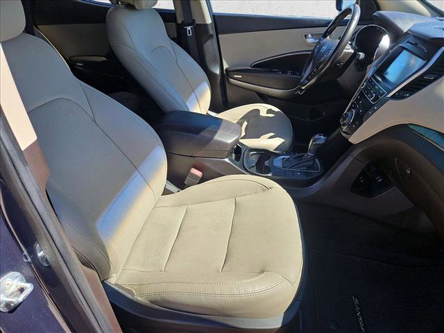 Used 2017 Hyundai Santa Fe Sport image 19