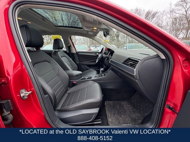 Certified 2023 Volkswagen Jetta SE w/ Panoramic Sunroof Package FWD image 24