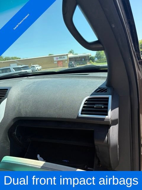 Used 2015 Ford Explorer XLT w/ Equipment Group 202A FWD image 33