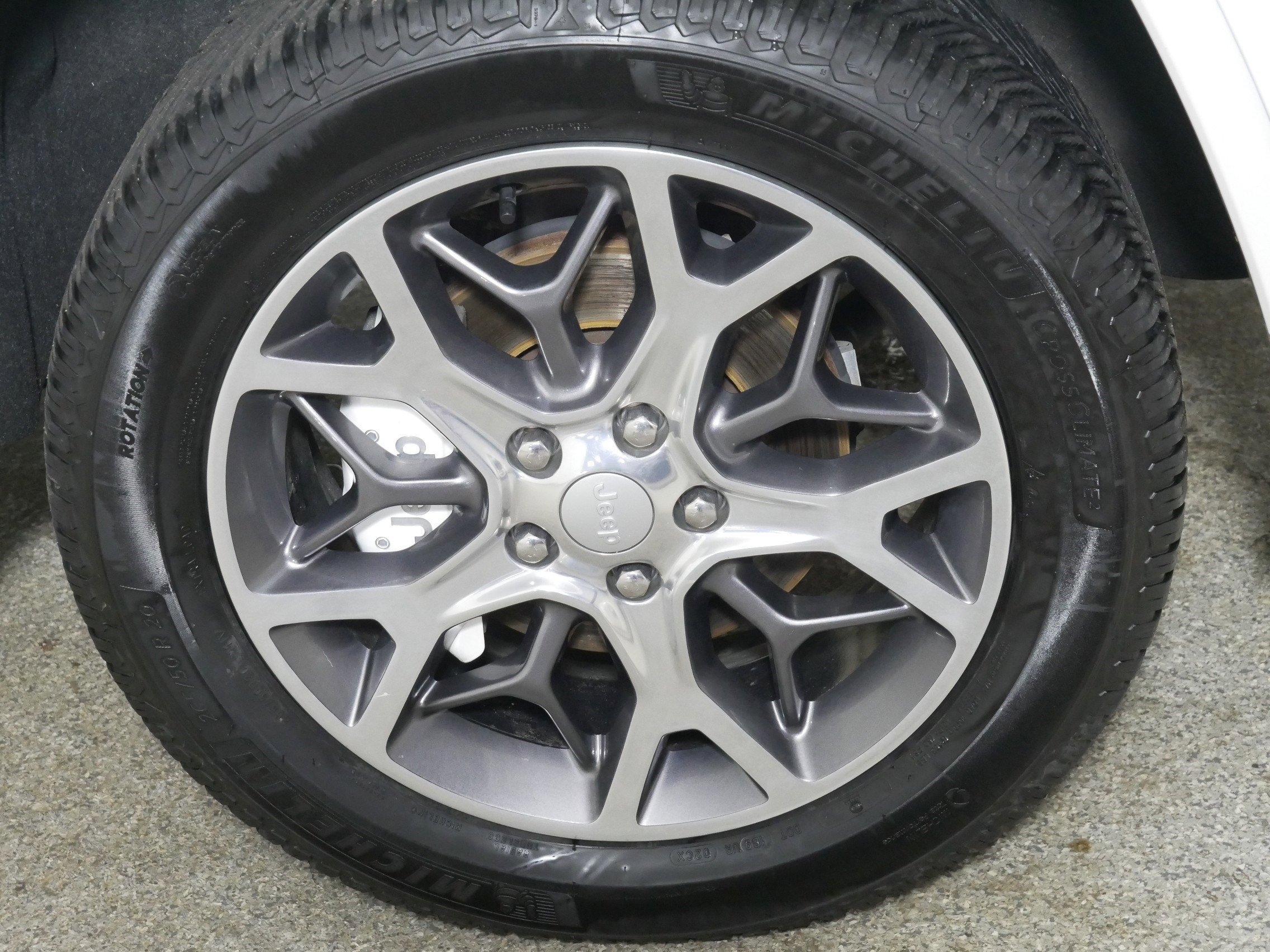 Used 2020 Jeep Grand Cherokee Overland image 15