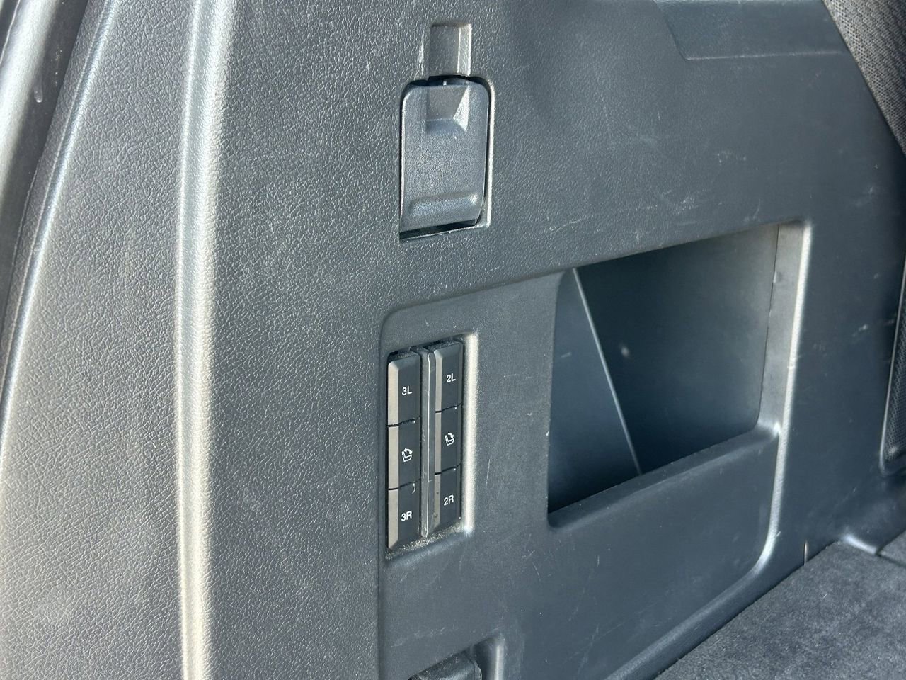 Used 2023 Ford Expedition Limited image 14