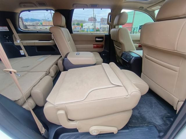 Used 2018 Toyota Sequoia Platinum AWD/4WD image 66