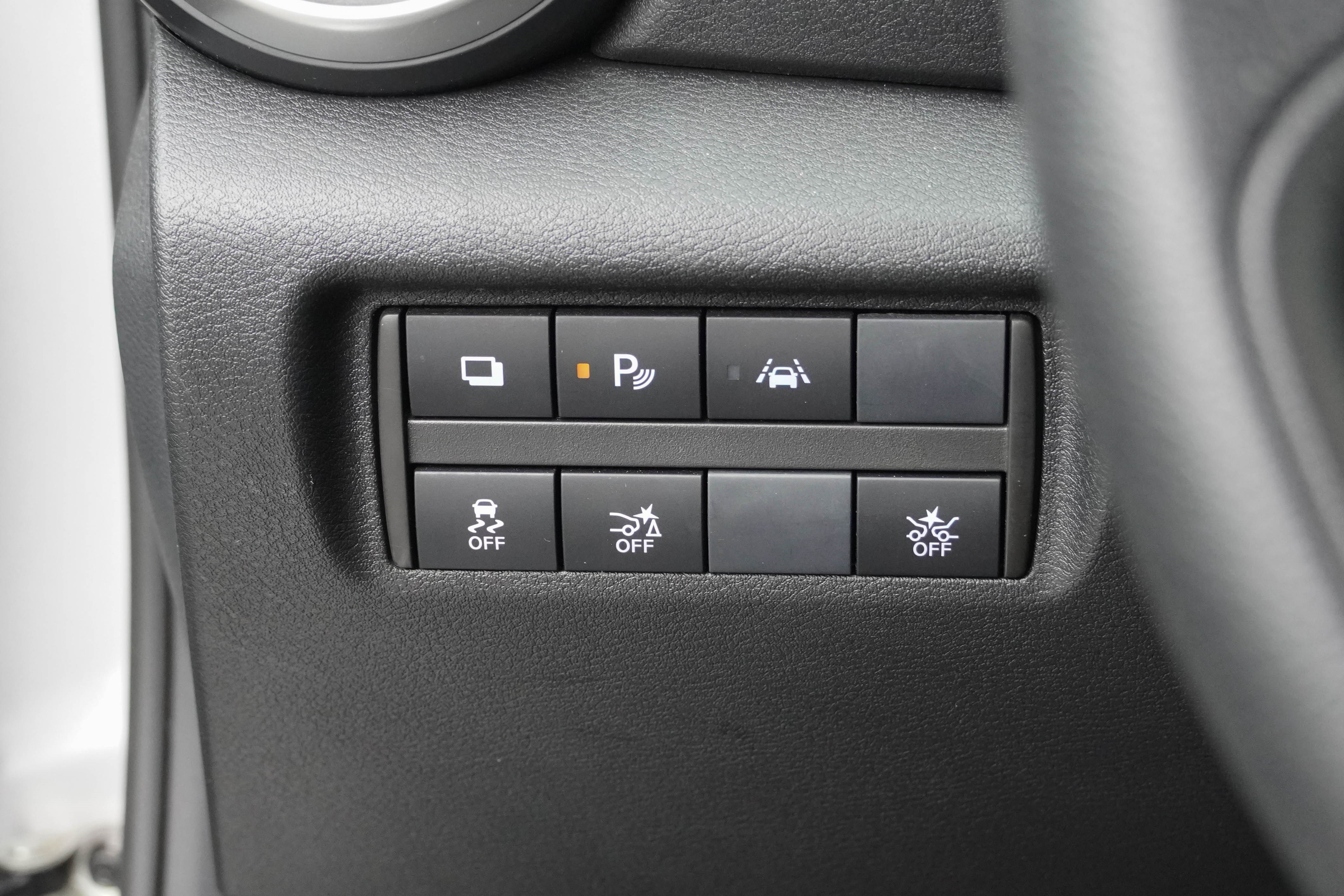 Used 2020 Nissan Versa S FWD image 16