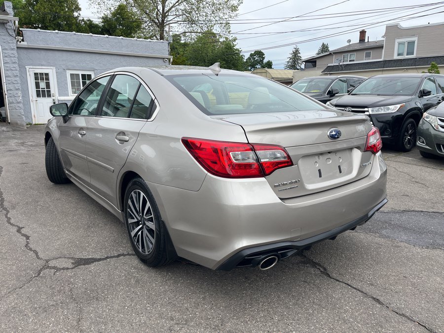 Used 2018 Subaru Legacy 2.5i Premium AWD/4WD image 7