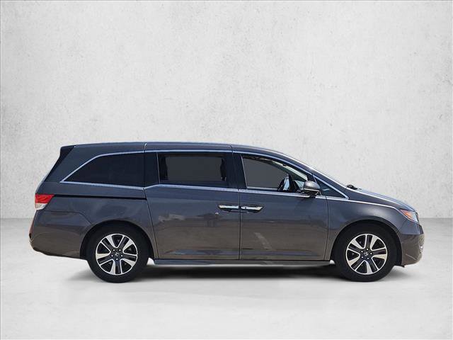 Used 2015 Honda Odyssey Touring Elite image 4