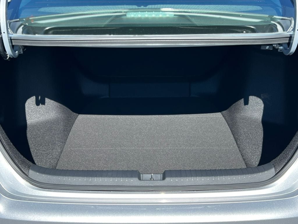 New 2026 Honda Accord LX image 30