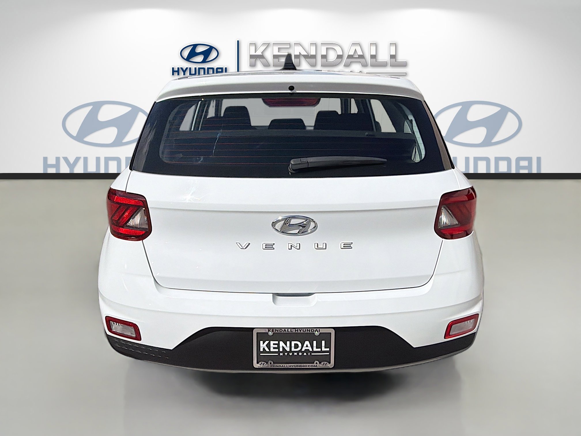 Used 2022 Hyundai Venue SE FWD image 5