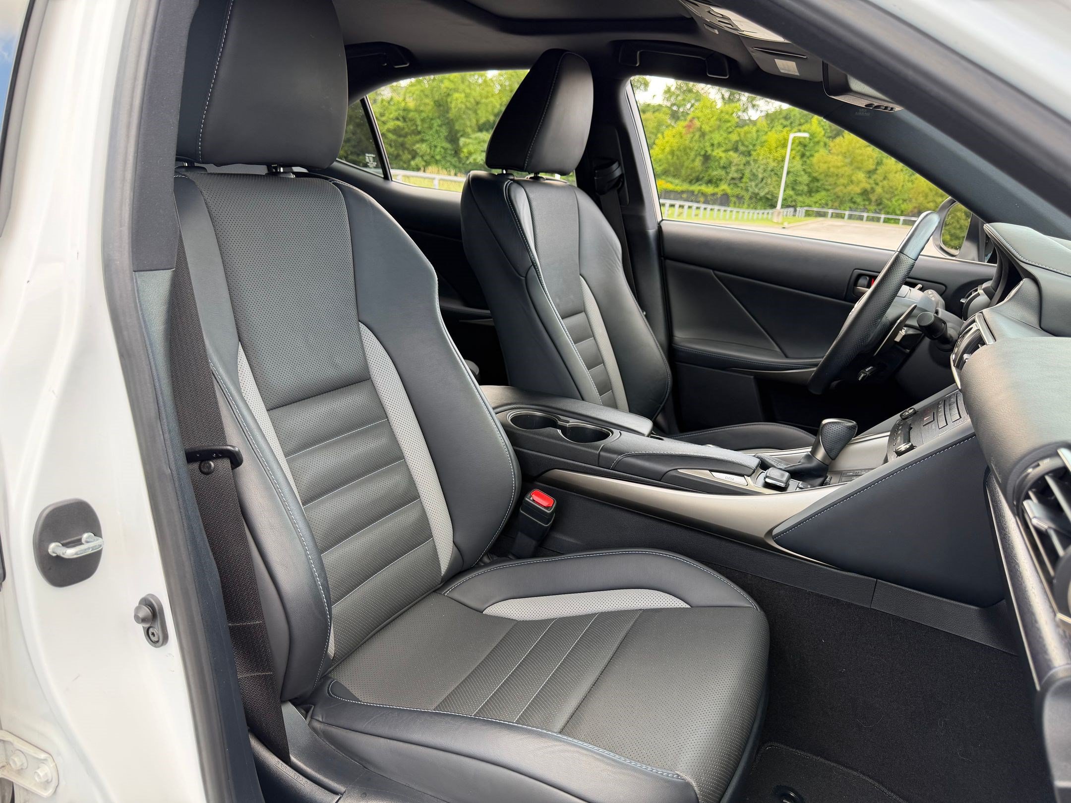 Used 2020 Lexus IS 300 F Sport w/ Blackline Edition RWD image 21