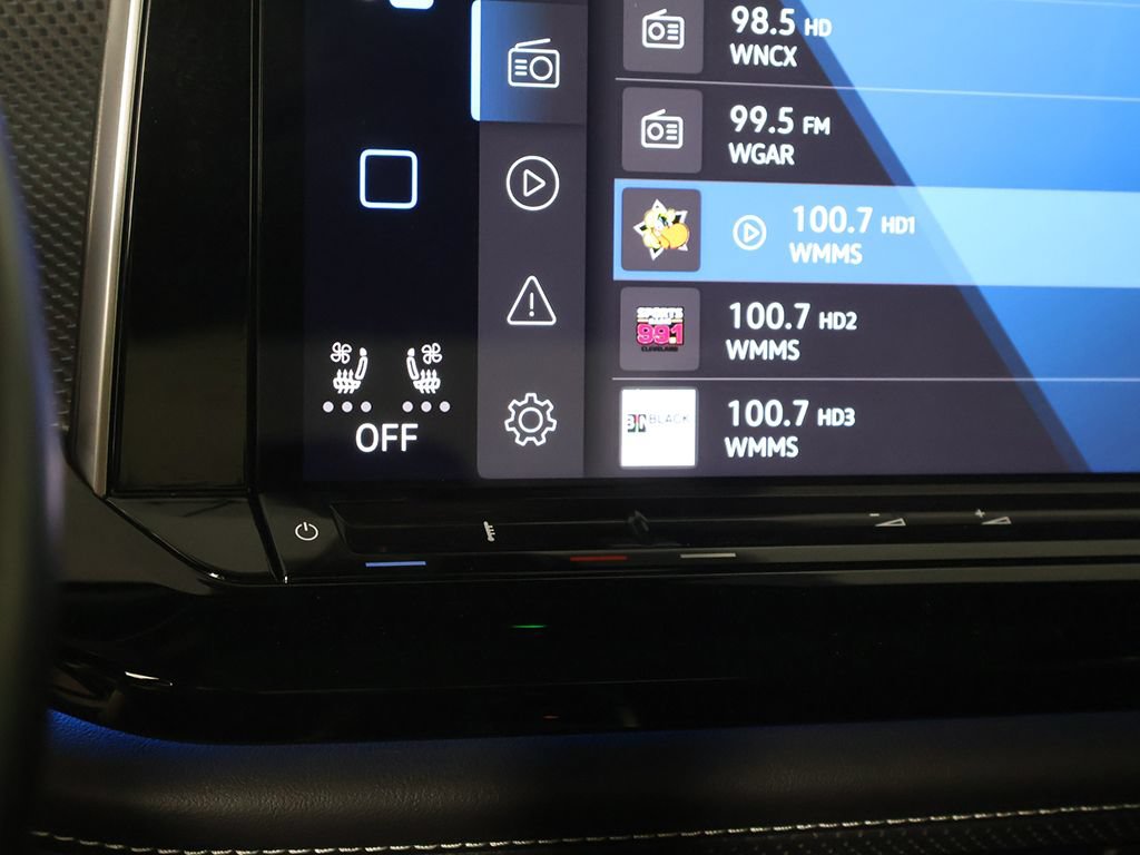 Used 2024 Volkswagen Atlas Cross Sport SEL Premium R-Line AWD/4WD image 45