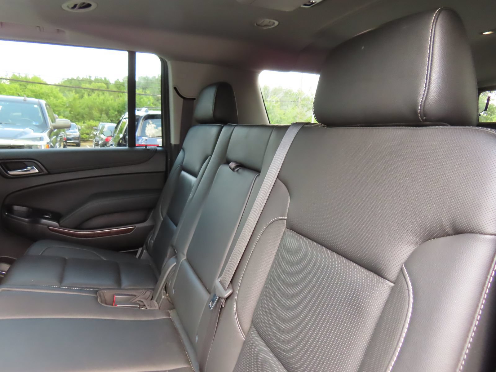 Used 2019 GMC Yukon XL SLT w/ Open Road Package AWD/4WD image 33