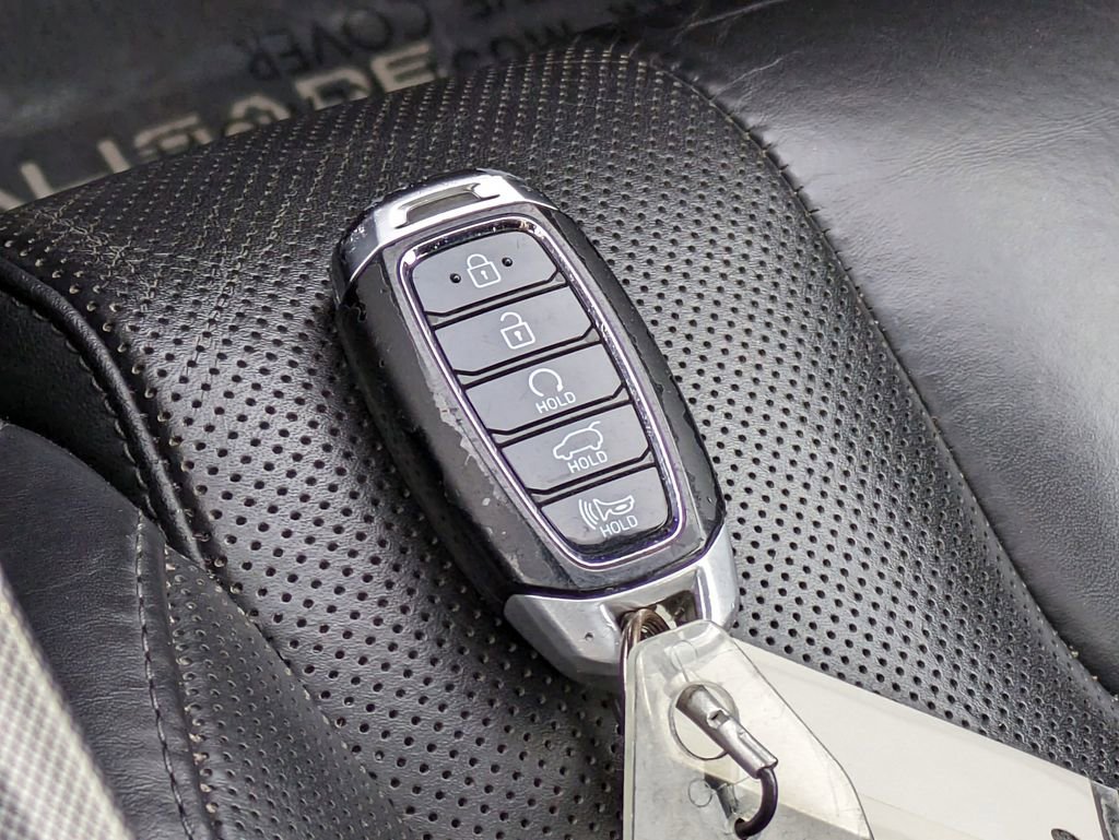 Used 2021 Hyundai Palisade Calligraphy image 31