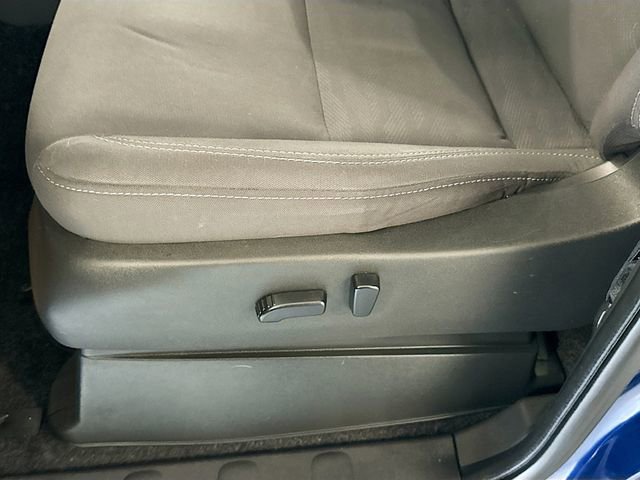 Used 2023 Nissan Frontier SV w/ SV Convenience Package image 19