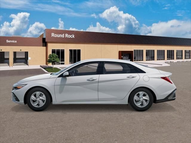 New 2026 Hyundai Elantra SE FWD image 3