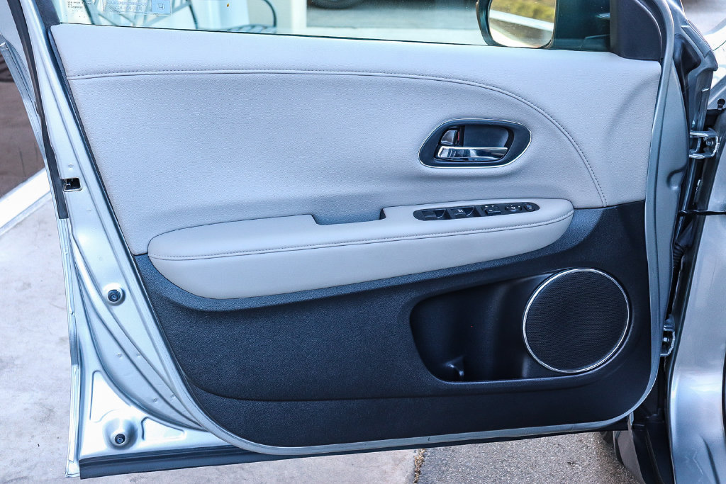Used 2017 Honda HR-V EX-L image 21