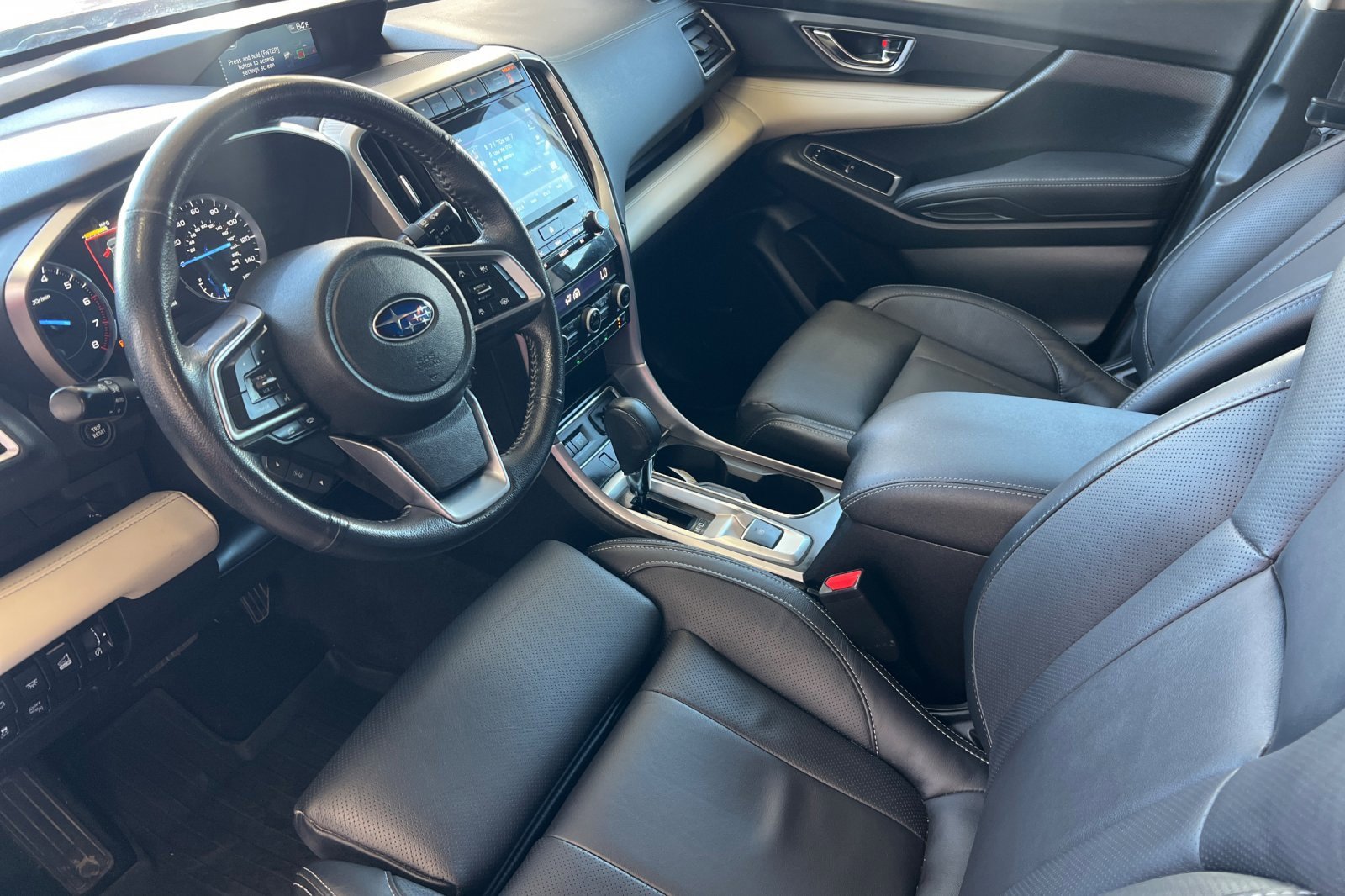 Used 2022 Subaru Ascent Limited w/ Technology Package image 7