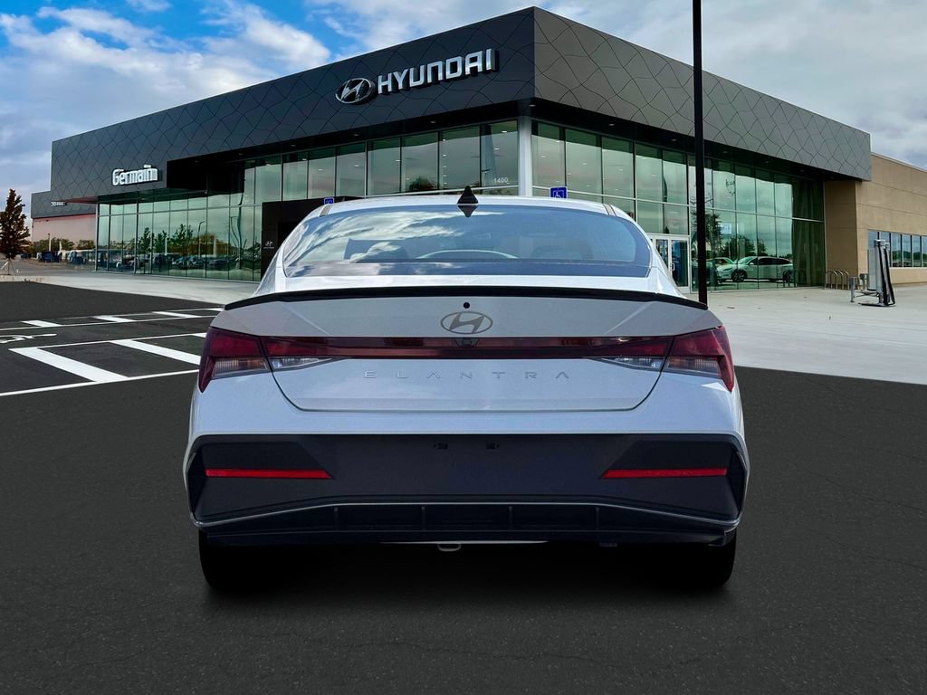 New 2026 Hyundai Elantra SEL Sport FWD image 6