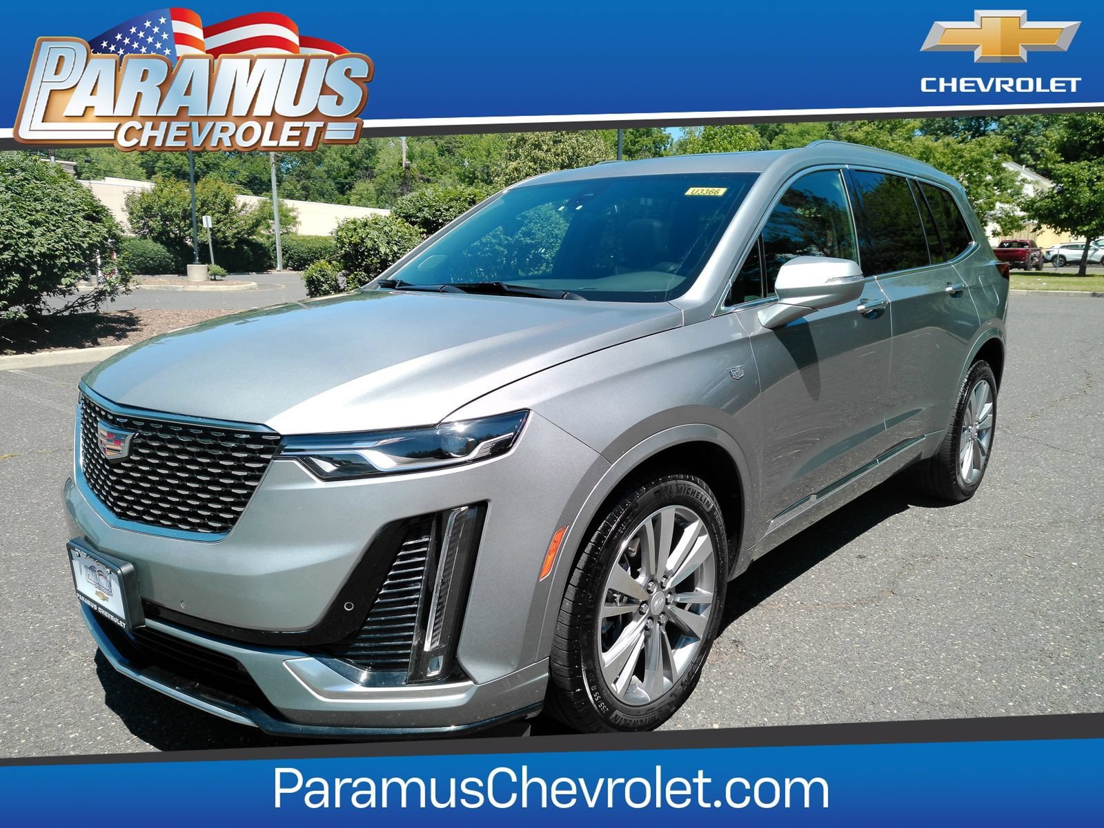 Used 2025 Cadillac XT6 Premium Luxury AWD/4WD image 1