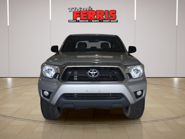 Used 2012 Toyota Tacoma 4x4 Double Cab w/ SR5 Pkg image 2