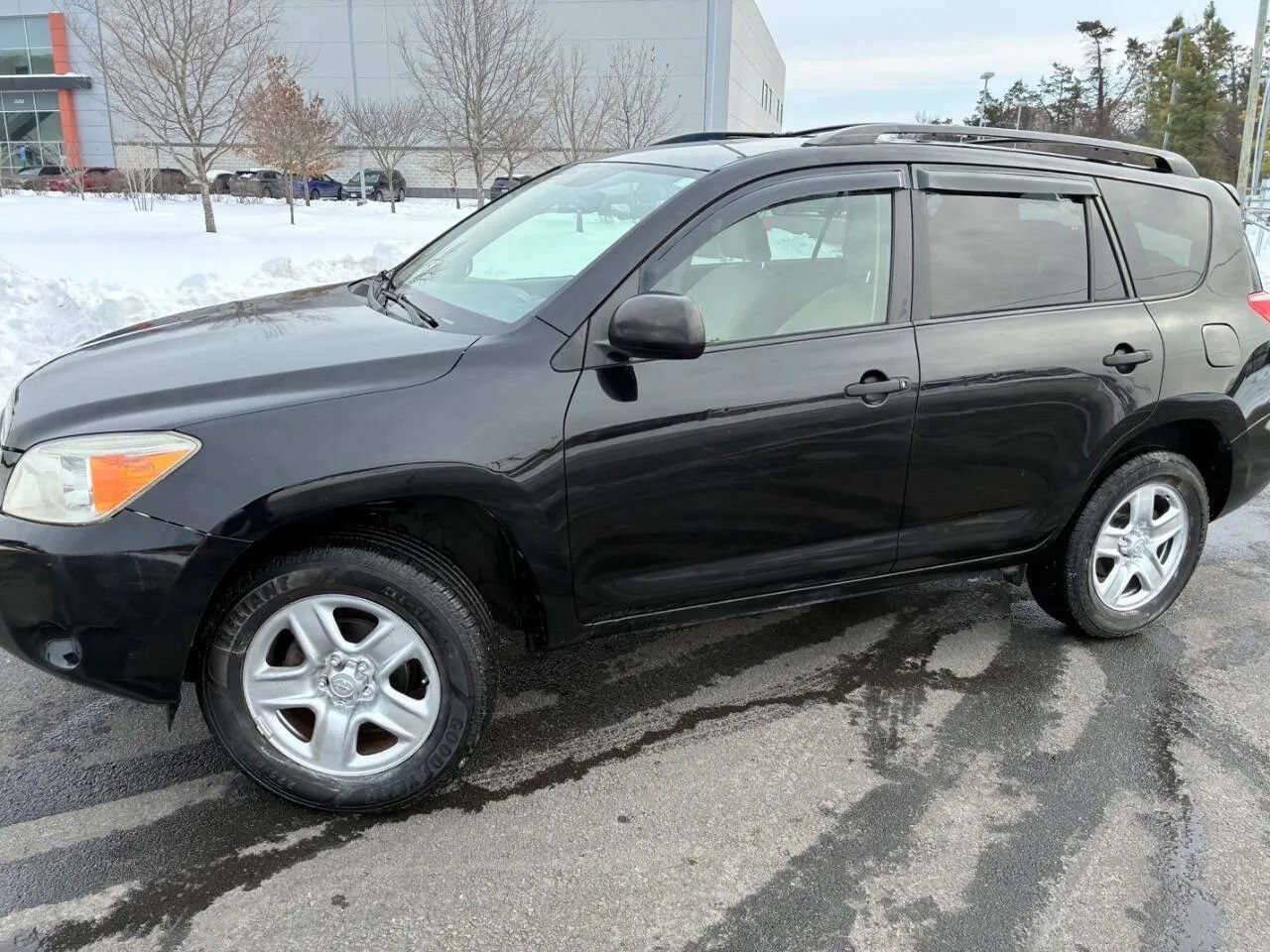 Used 2007 Toyota RAV4 4WD image 4