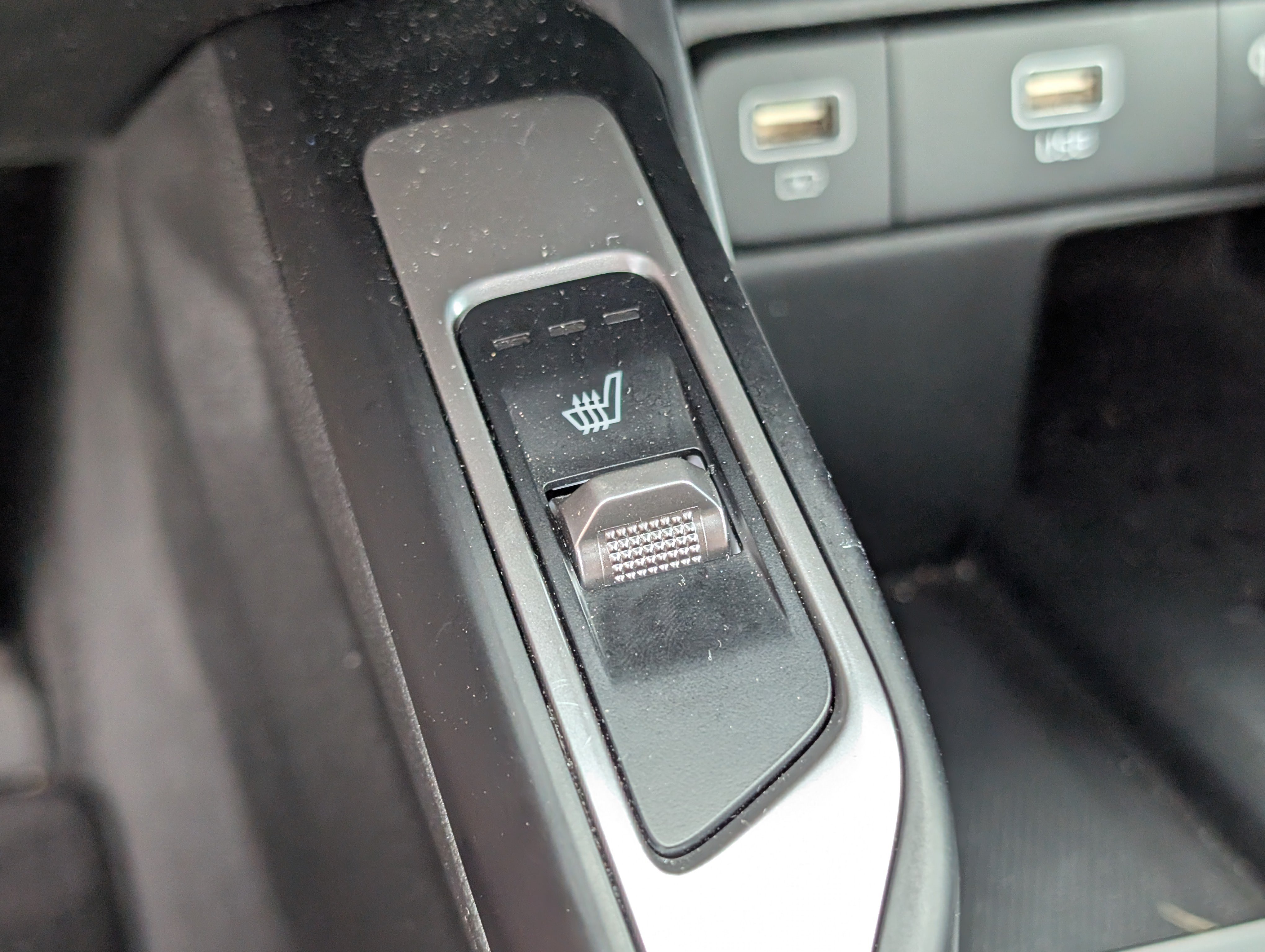 Used 2023 Kia Sorento S w/ Panoramic Sunroof Package AWD/4WD image 26