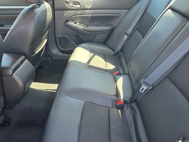 Used 2023 Nissan Altima 2.5 SR image 9