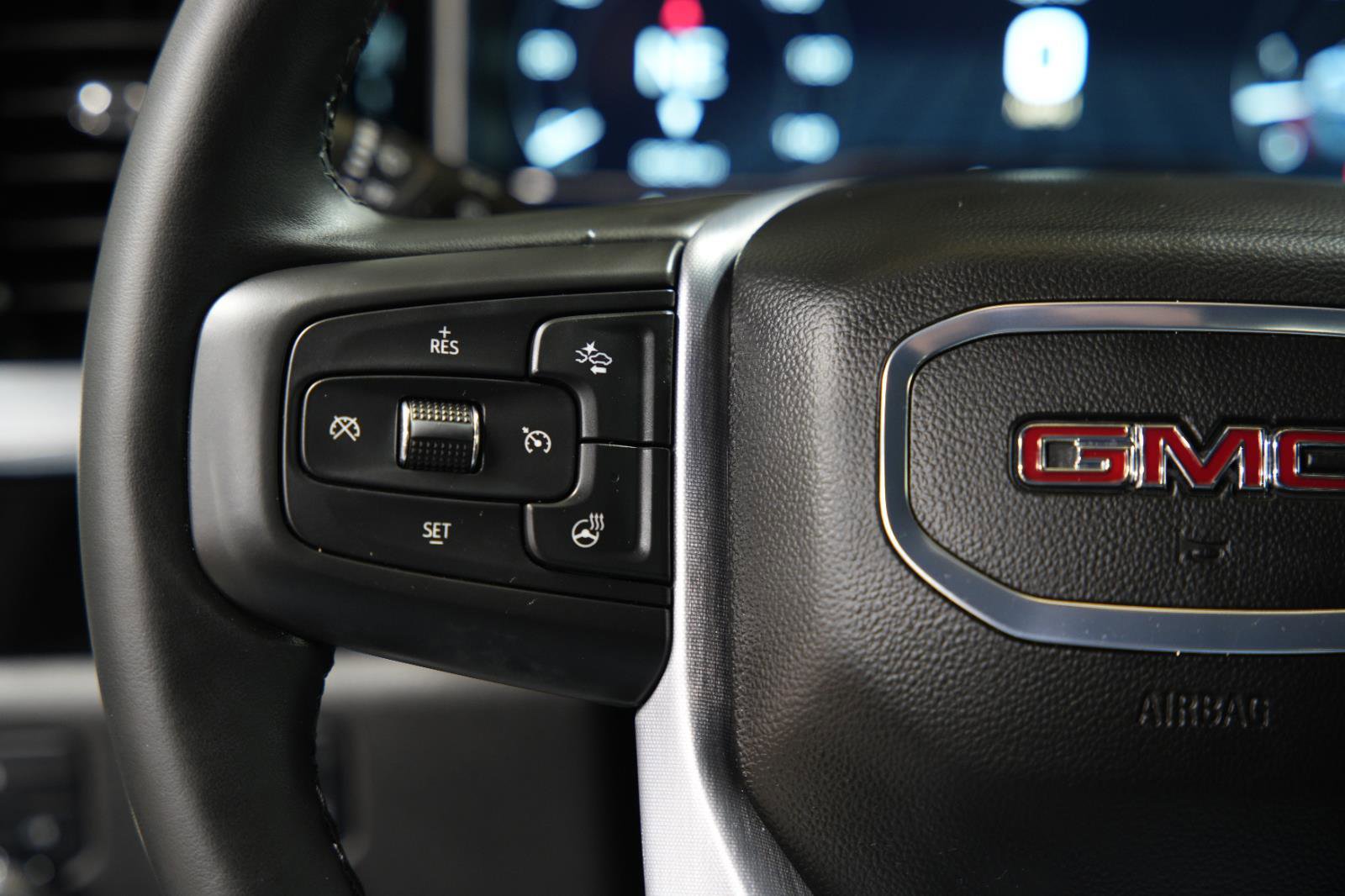 Used 2025 GMC Sierra 2500 SLE w/ SLE Value Package; image 30