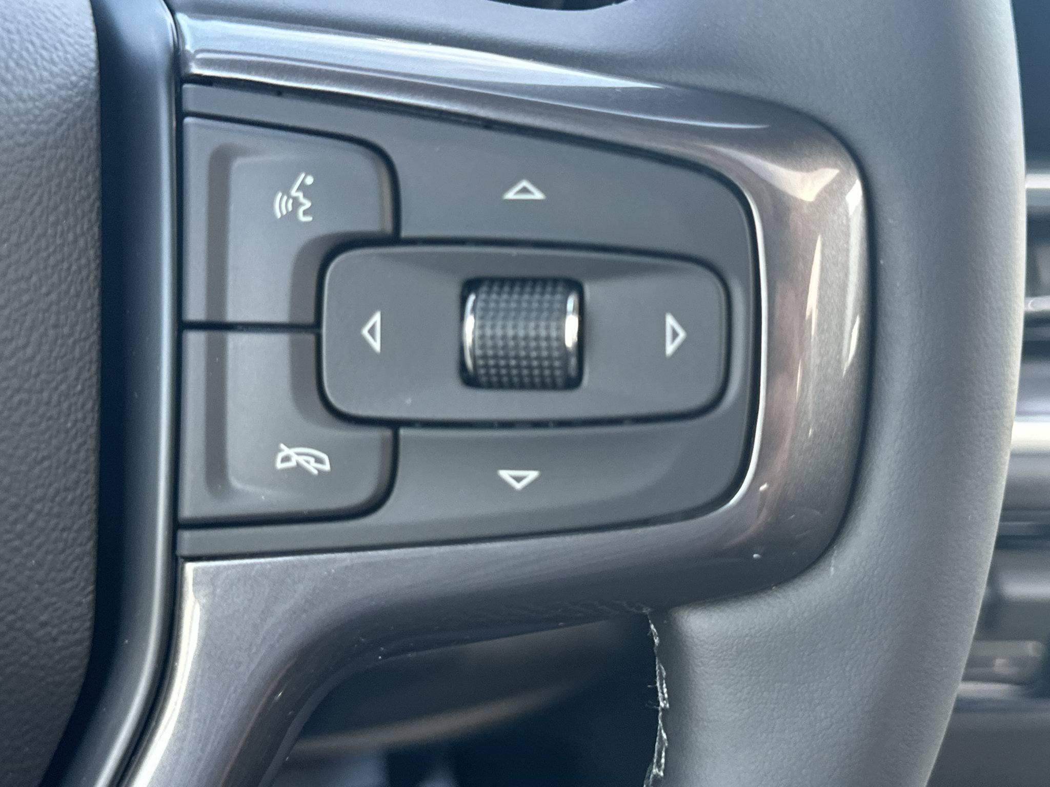 New 2026 Chevrolet Silverado 3500 High Country w/ Technology Package AWD/4WD image 12