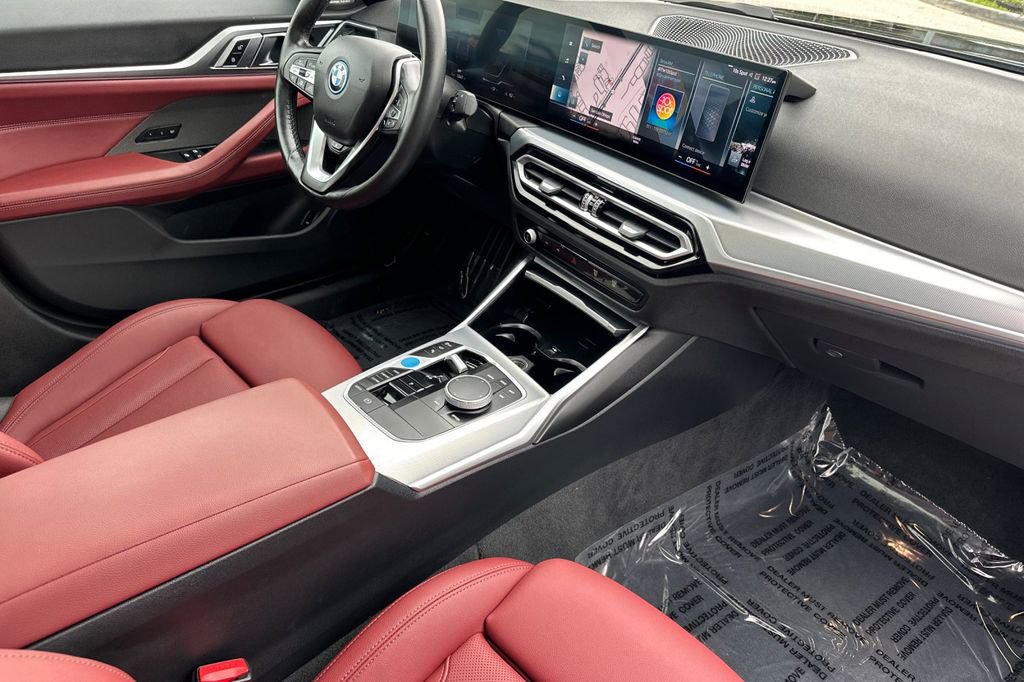 Used 2023 BMW i4 eDrive40 image 16