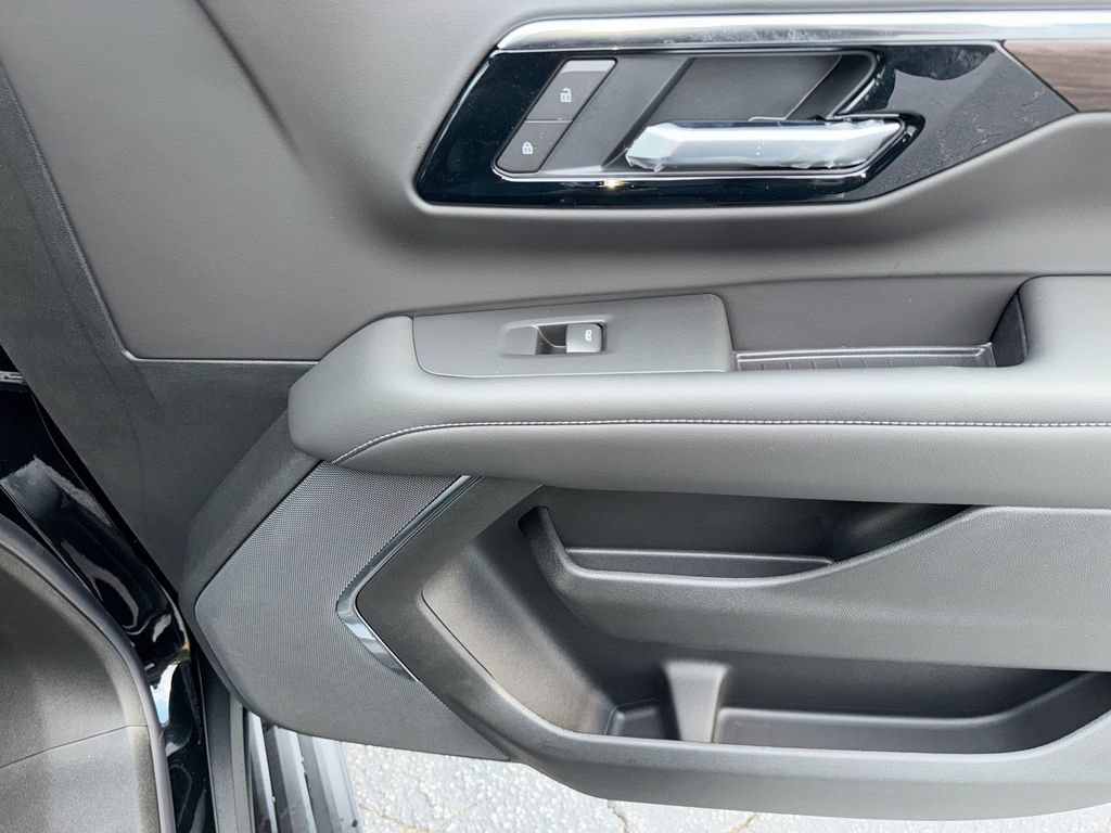 New 2026 Chevrolet Tahoe LS AWD/4WD image 33