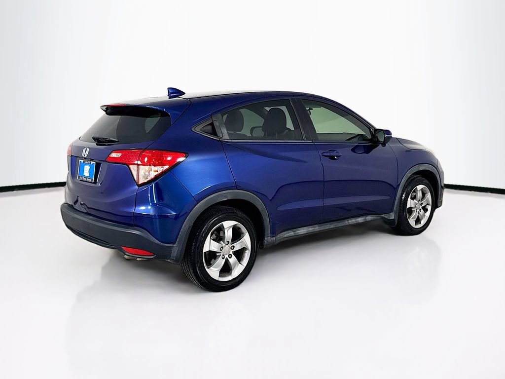 Used 2017 Honda HR-V EX image 8