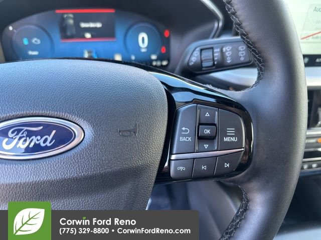 New 2025 Ford Escape SE w/ PHEV Premium Package image 16