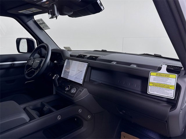New 2026 Land Rover Defender 110 X-Dynamic SE image 31