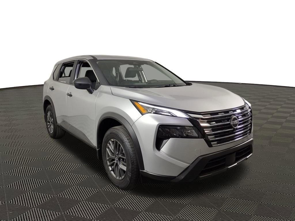 New 2025 Nissan Rogue S