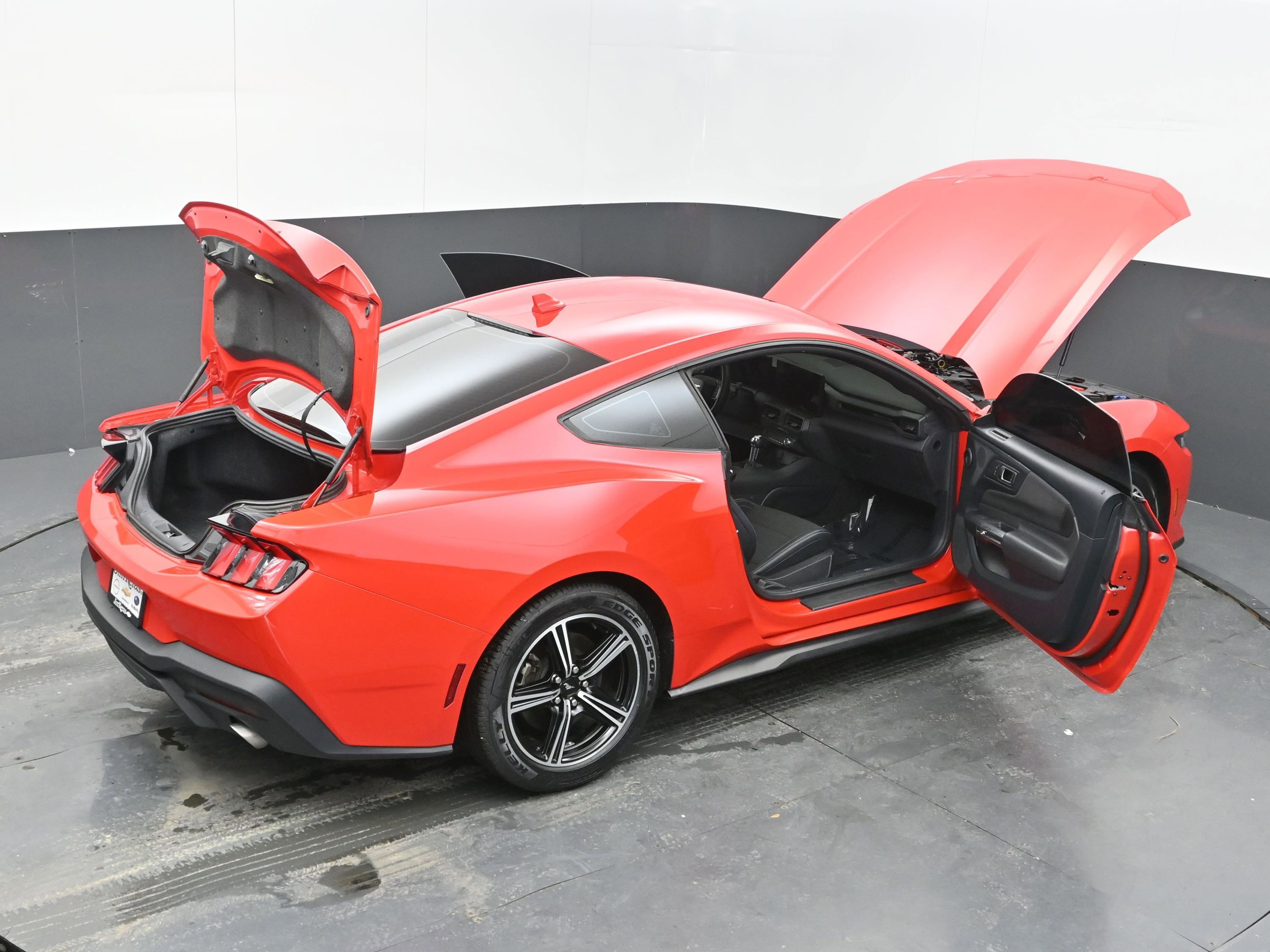 Used 2024 Ford Mustang EcoBoost image 40