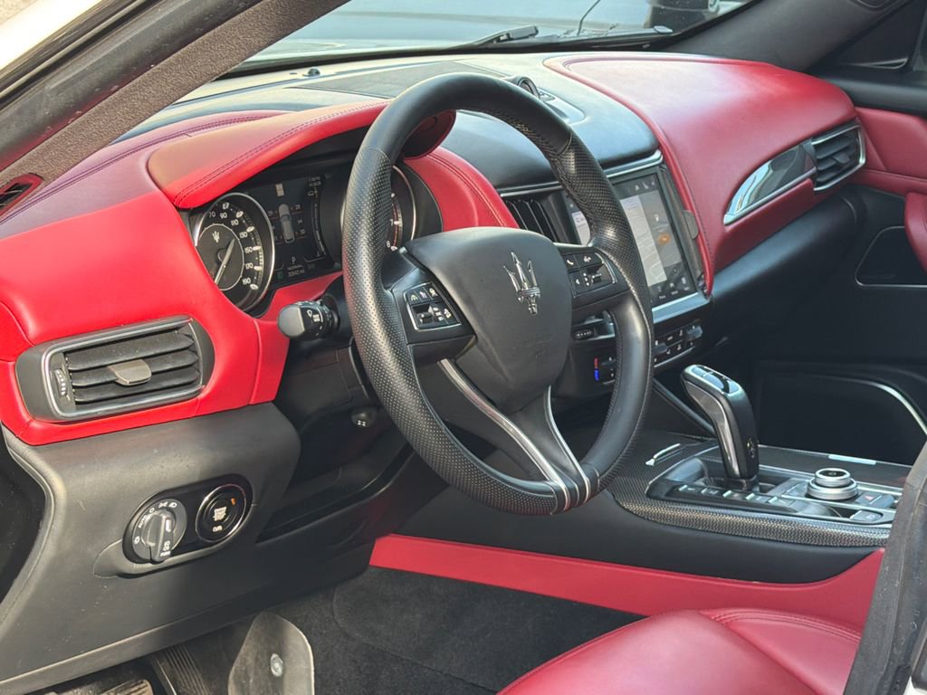 Used 2022 Maserati Levante GT image 18
