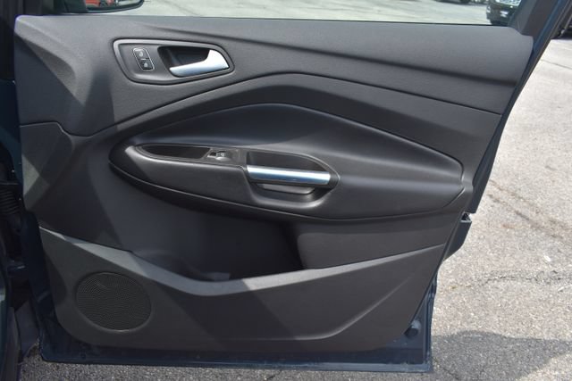 Used 2019 Ford Escape Titanium AWD/4WD image 47