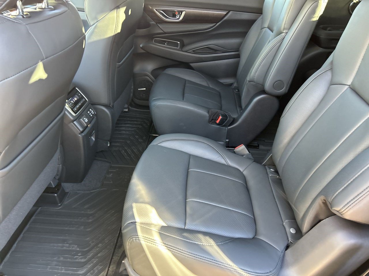 New 2027 Subaru Ascent Touring AWD/4WD image 14