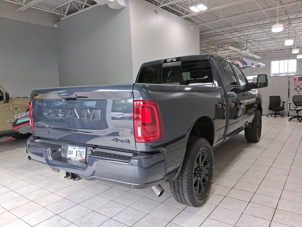 Used 2026 RAM 2500 Laramie AWD/4WD image 9
