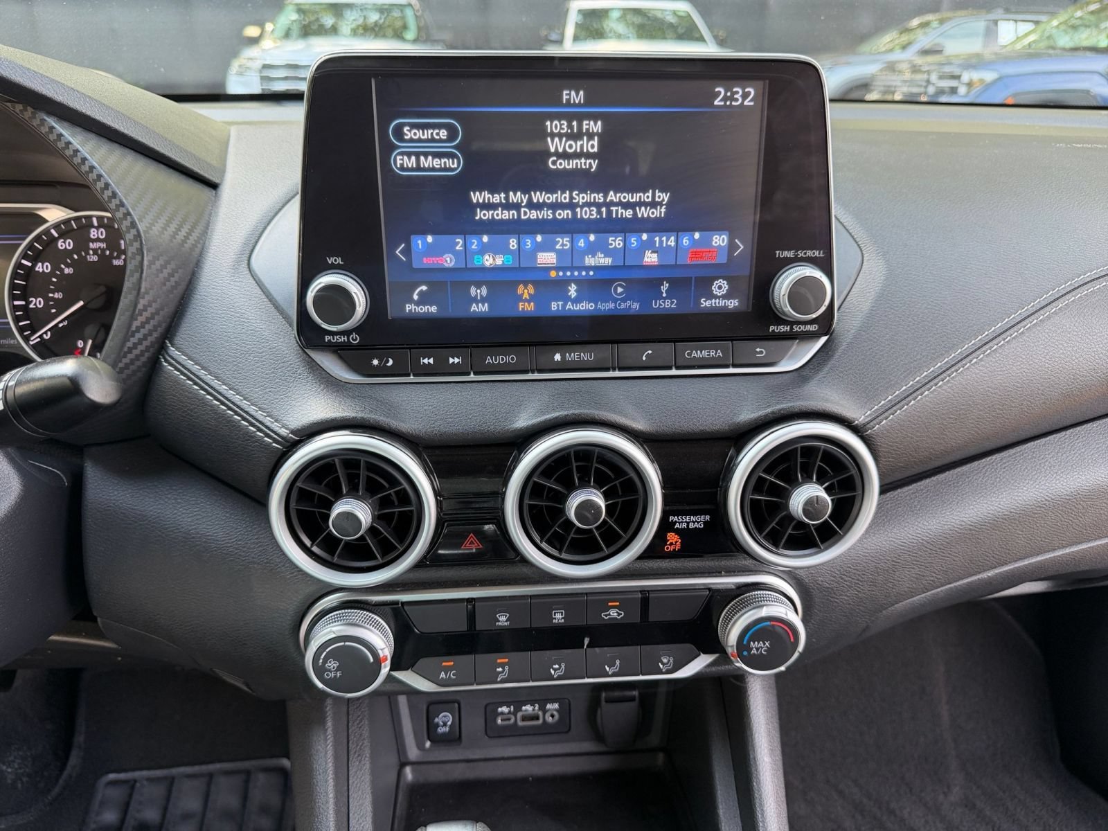 Used 2025 Nissan Sentra SV FWD image 16