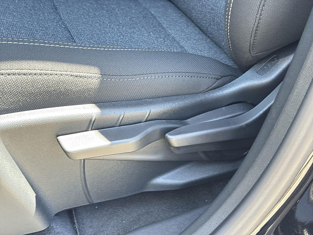 New 2027 GMC Terrain Elevation w/ LPO, Floor Liner Package FWD image 21