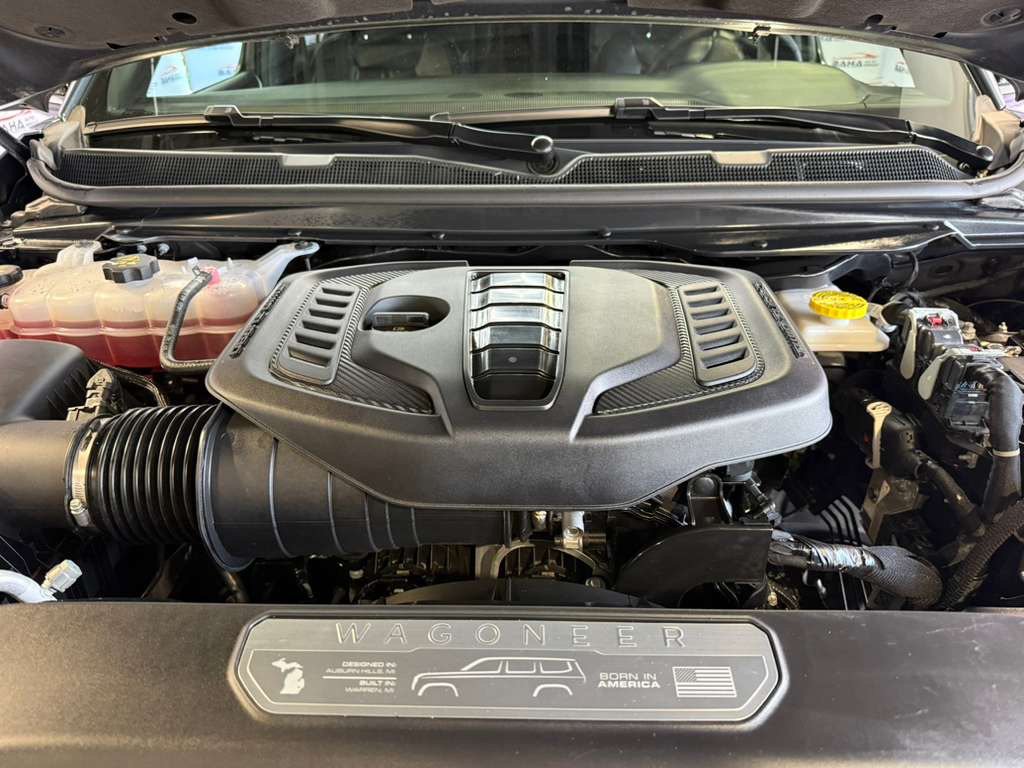 Used 2025 Jeep Wagoneer Series II AWD/4WD image 58