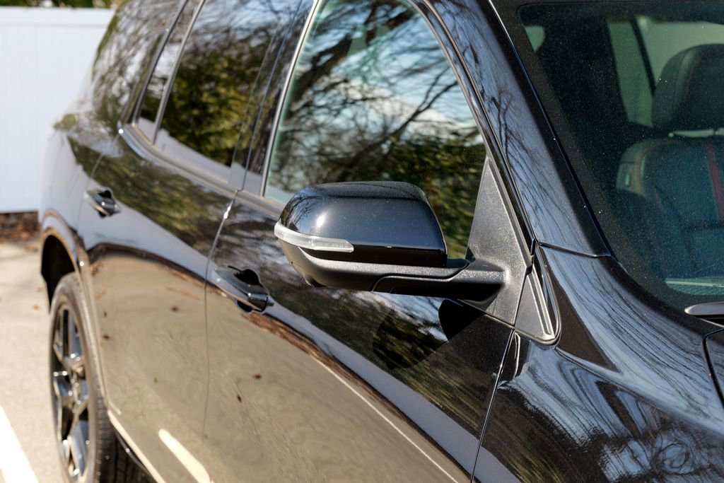 Used 2024 Chevrolet Traverse RS w/ LPO, Floor Liner Package image 10