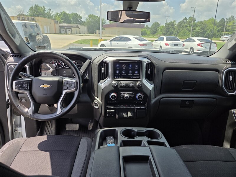 Used 2023 Chevrolet Silverado 2500 LT w/ Convenience Package AWD/4WD image 12