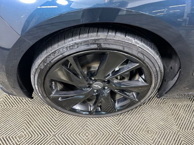 Used 2023 Genesis G70 2.0T w/ Sport Prestige Package image 10