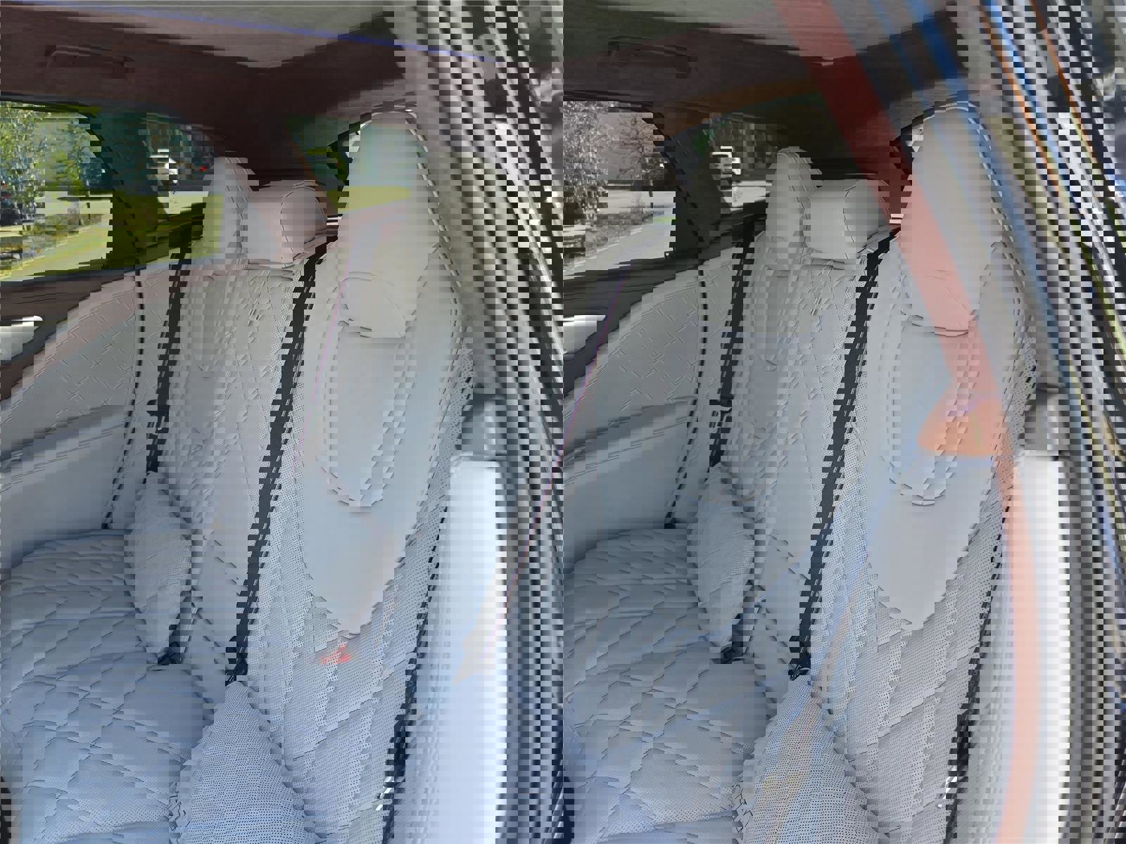 Used 2023 BMW XM image 13