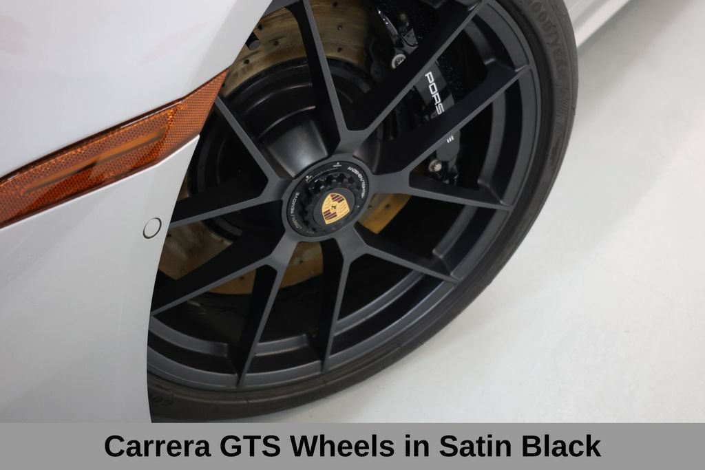 Used 2025 Porsche 911 Carrera GTS RWD image 45