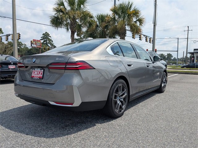 New 2026 BMW 530i w/ Premium Package image 4