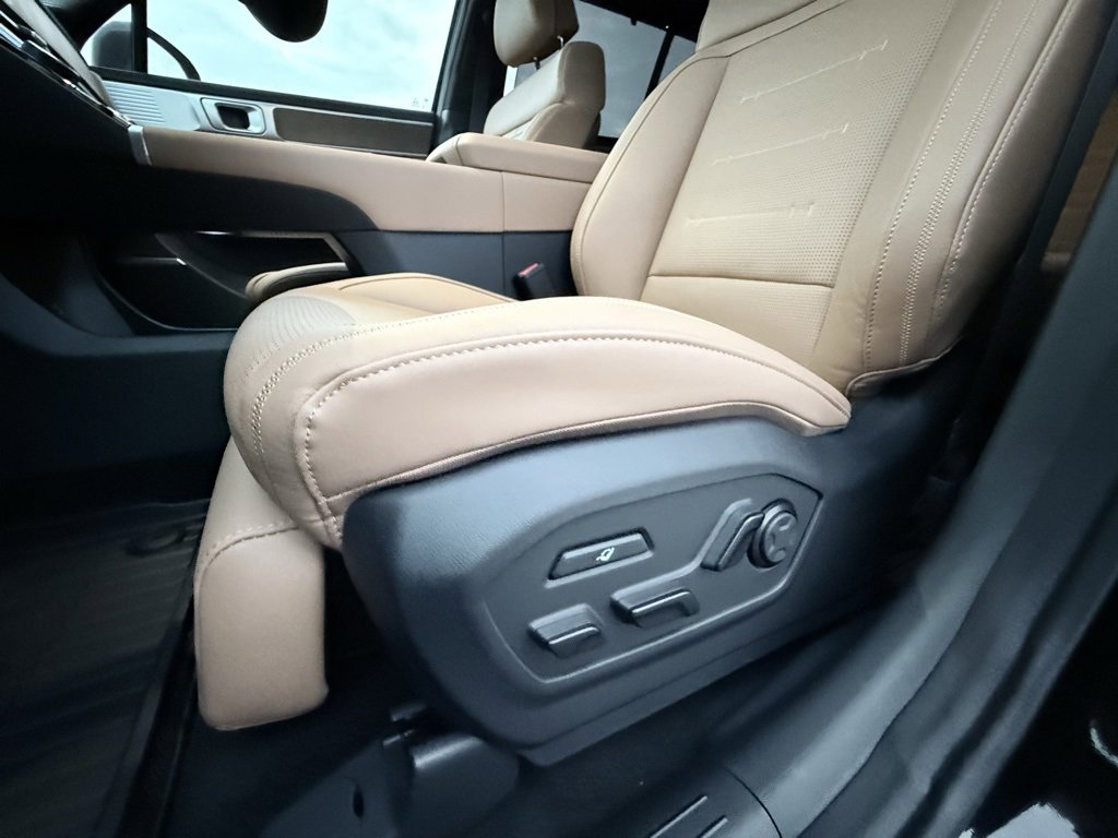 New 2026 Hyundai Santa Fe Calligraphy image 31