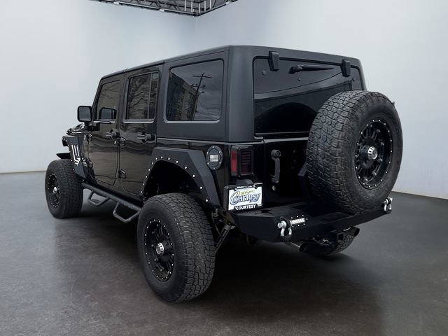 Used 2012 Jeep Wrangler Unlimited Rubicon w/ Dual Top Group image 3