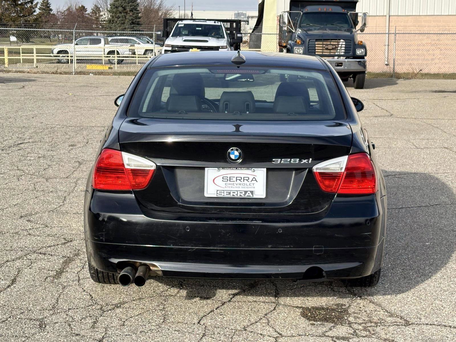 Used 2008 BMW 328xi Sedan image 4